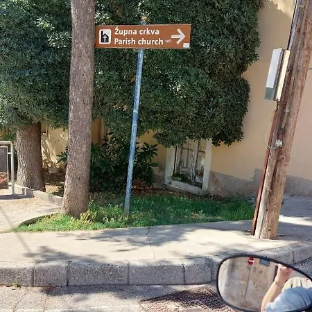 Kristina And Free Parking Apartment